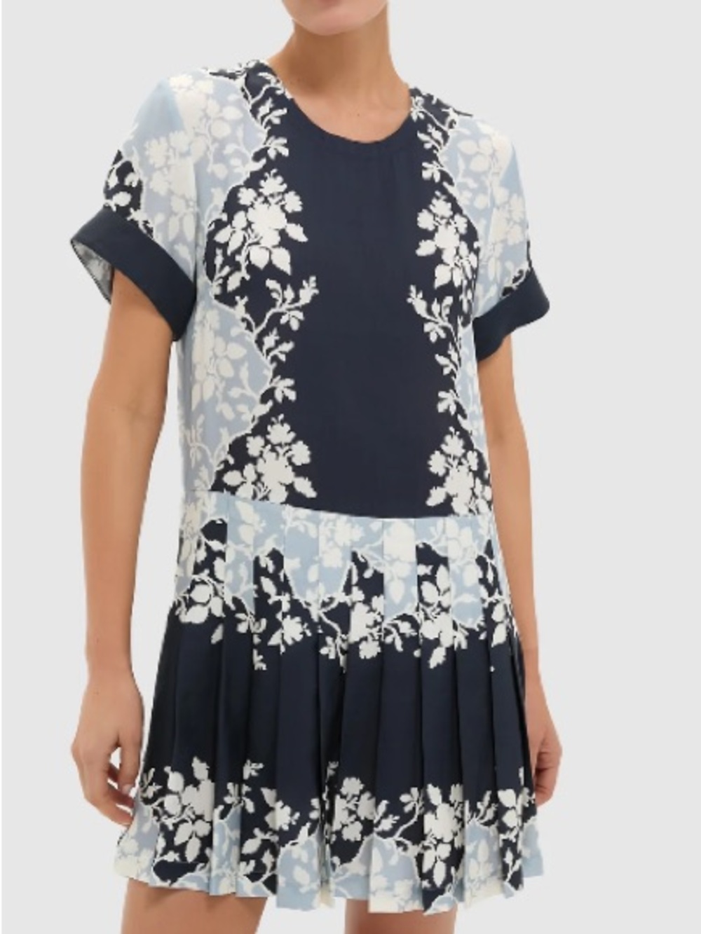 Tuckernuck Navy and Light Blue Floral Pleated Mini Dress